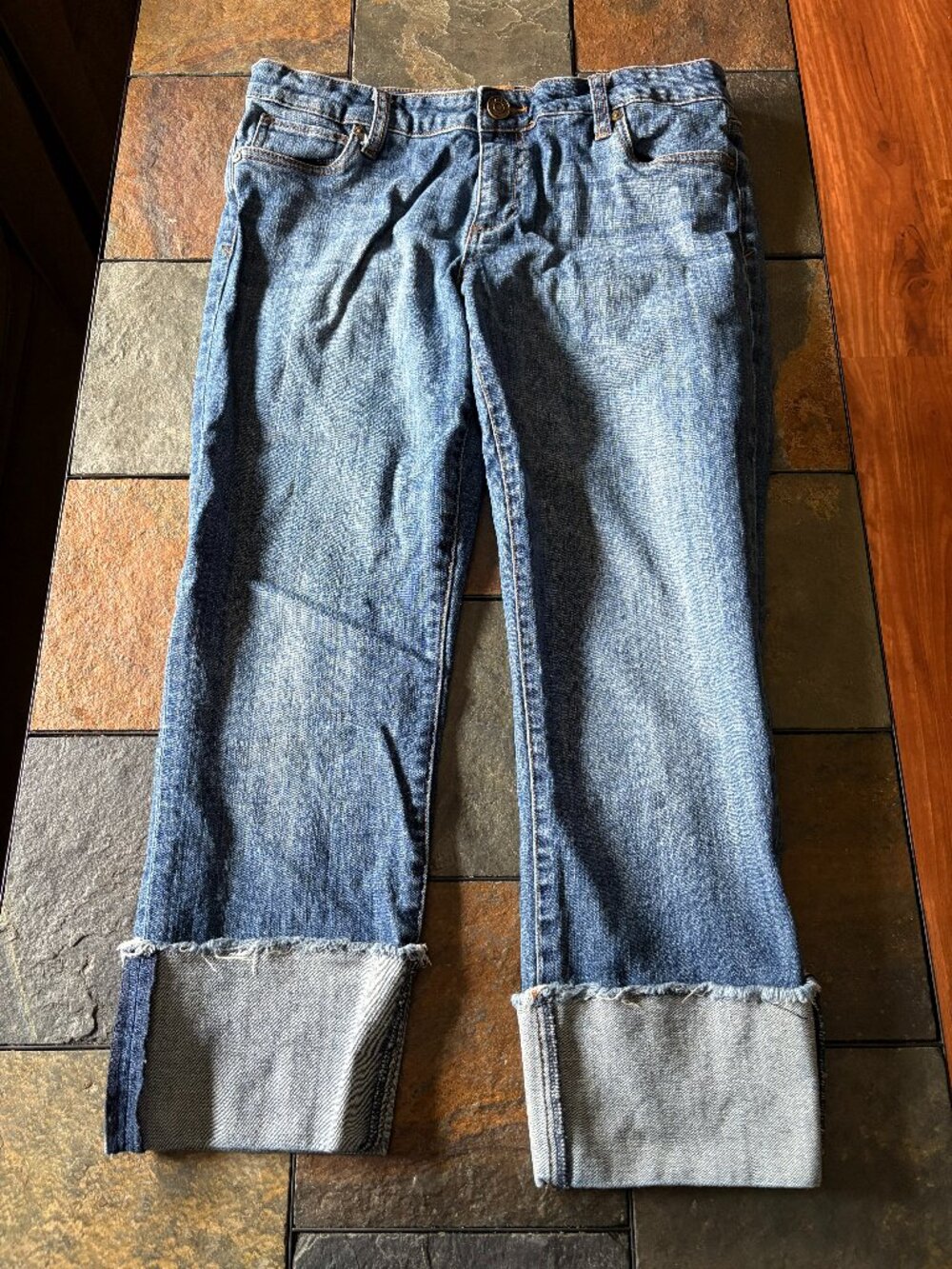 KUT From The Kloth Catherine boyfriend cropped cuffed jeans size 12